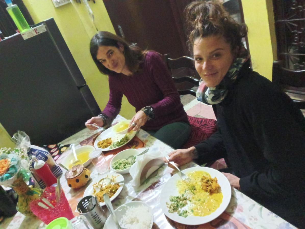 Nadya Homestay For Female & Family Τζαϊπούρ Εξωτερικό φωτογραφία