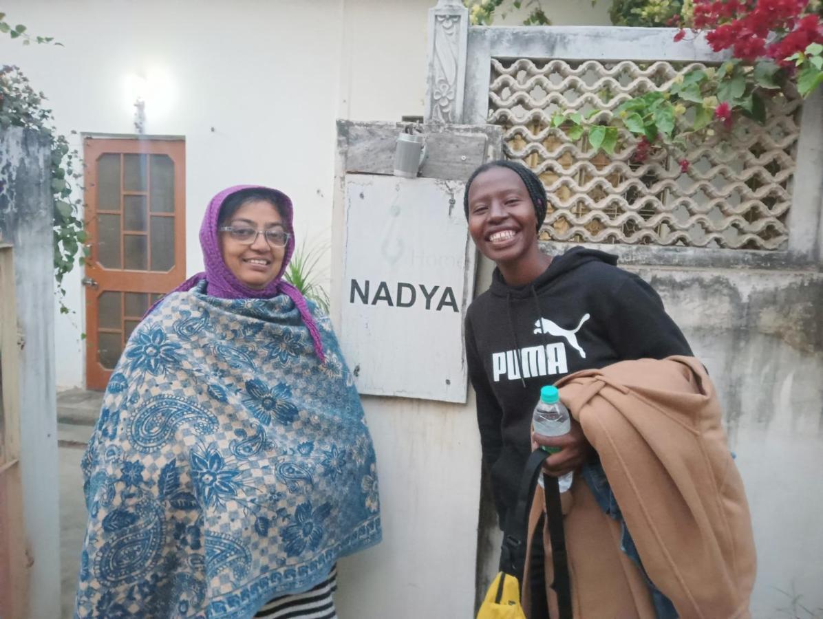 Nadya Homestay For Female & Family Τζαϊπούρ Εξωτερικό φωτογραφία