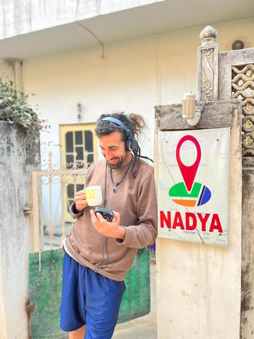Nadya Homestay For Female & Family Τζαϊπούρ Εξωτερικό φωτογραφία