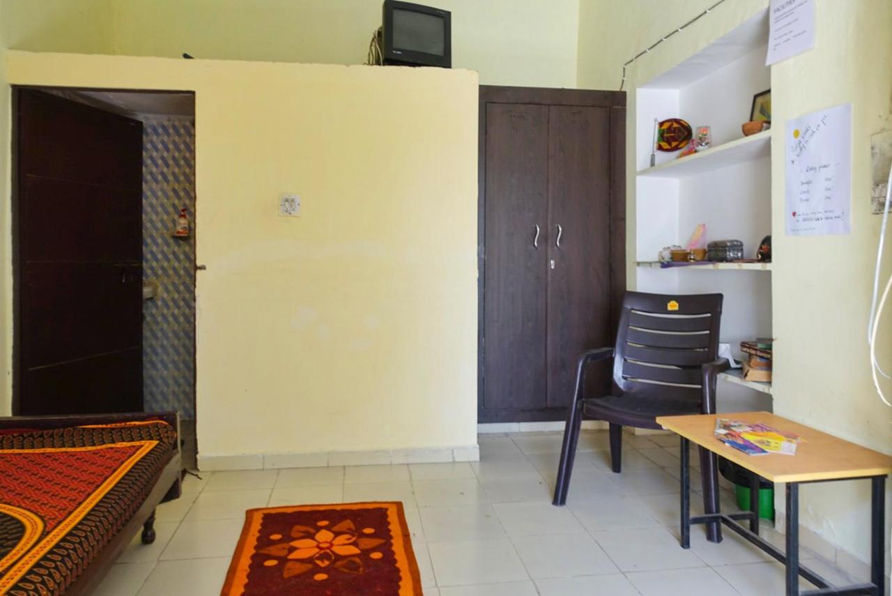 Nadya Homestay For Female & Family Τζαϊπούρ Εξωτερικό φωτογραφία