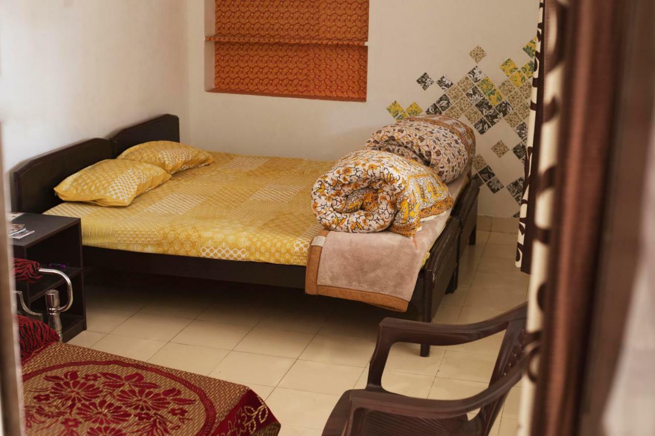 Nadya Homestay For Female & Family Τζαϊπούρ Εξωτερικό φωτογραφία