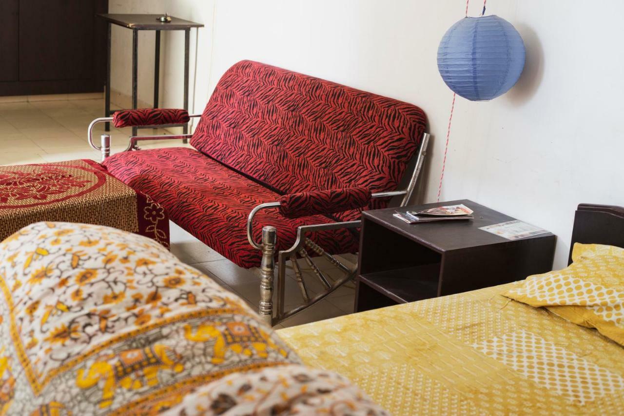 Nadya Homestay For Female & Family Τζαϊπούρ Εξωτερικό φωτογραφία
