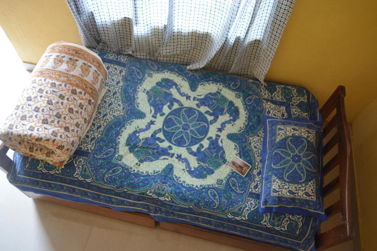 Nadya Homestay For Female & Family Τζαϊπούρ Εξωτερικό φωτογραφία