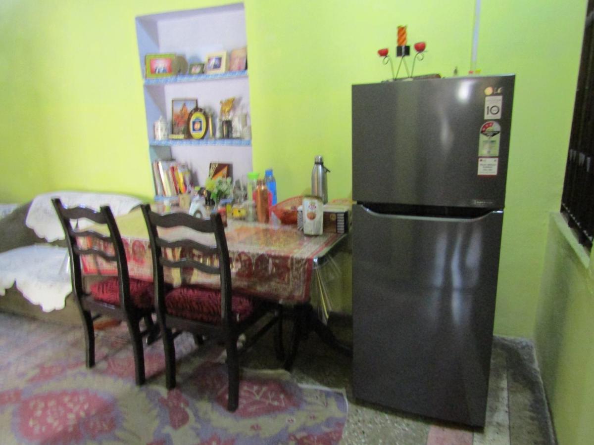 Nadya Homestay For Female & Family Τζαϊπούρ Εξωτερικό φωτογραφία